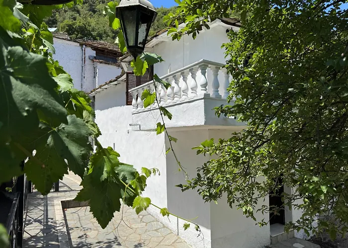 Apartment Katoi - Traditional House